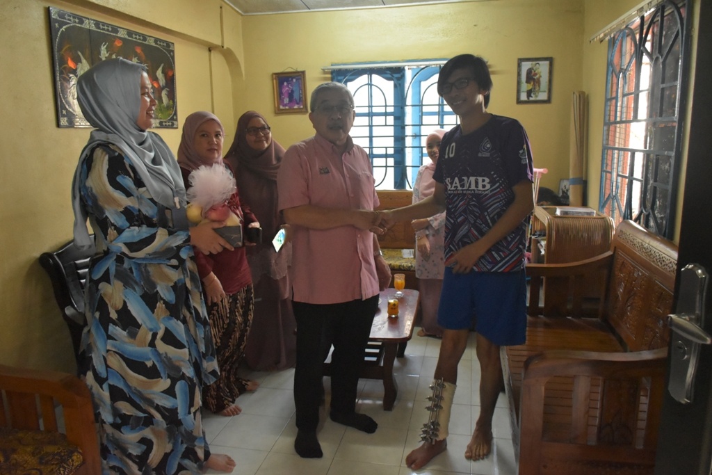 Majlis Lawatan CSR Anggota SAMB En. Adib Yang Sakit