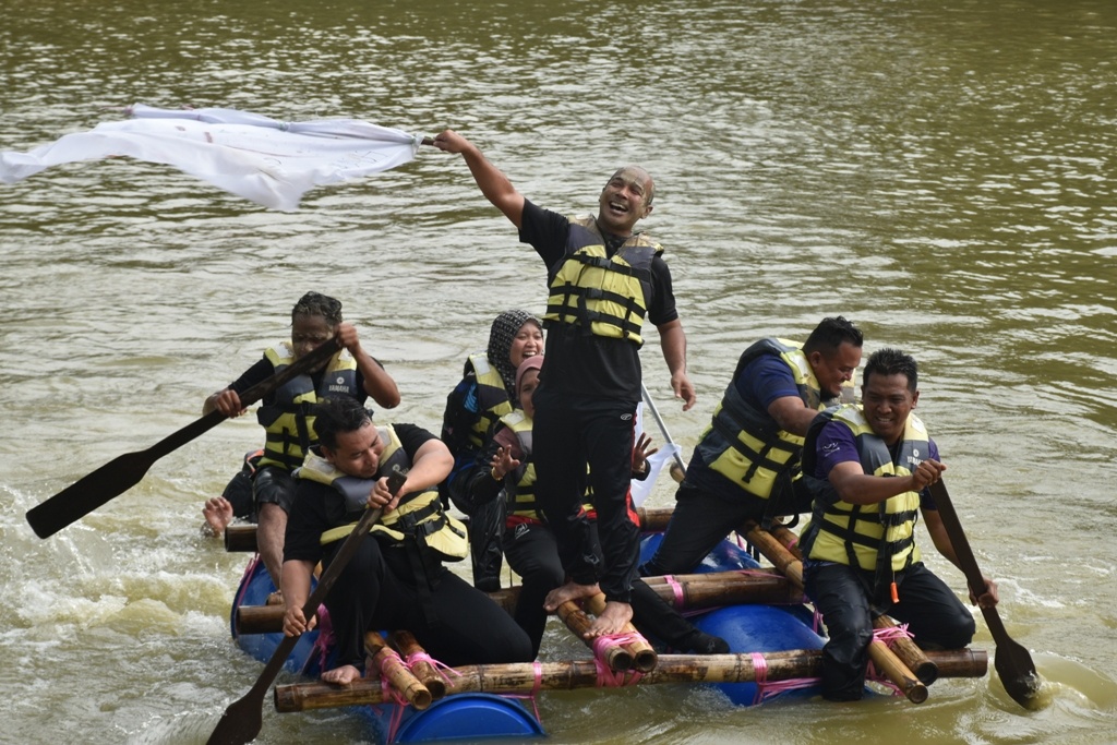 Team Building SAMB 2024.2025 Sesi 7