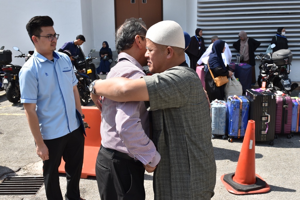 Ketibaan Jemaah Umrah Batch 1 SAMB